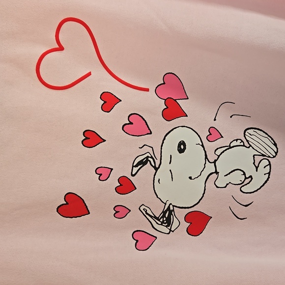 Peanuts Oversized Valentine Pink Sweatshirt XL New With Tags - Picture 2 of 6